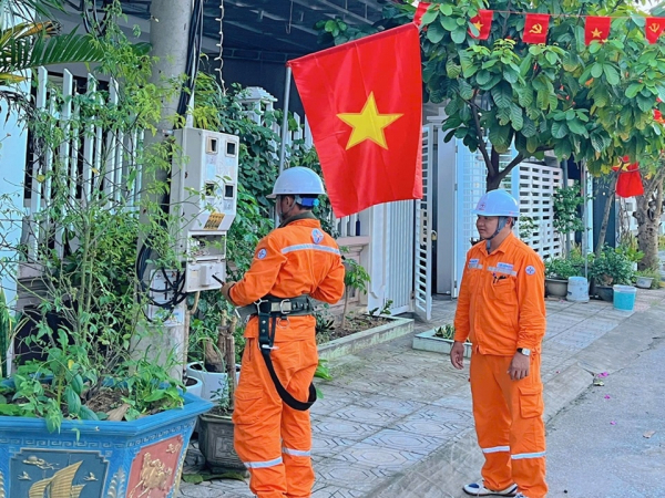 EVNNPC đảm bảo cấp điện an to&agrave;n ổn định trong dịp nghỉ lễ 2/9.