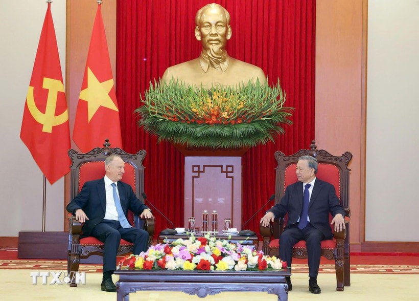 Tổng B&iacute; thư T&ocirc; L&acirc;m tiếp Trợ l&yacute; Tổng thống, Chủ tịch Hội đồng Biển Li&ecirc;n bang Nga Nicolai Patrushev. Ảnh: Thống Nhất/TTXVN. &nbsp;