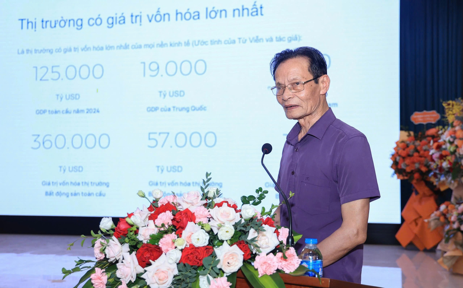 TS. L&ecirc; Xu&acirc;n Nghĩa, nguy&ecirc;n Ph&oacute; chủ tịch Ủy ban Gi&aacute;m s&aacute;t T&agrave;i ch&iacute;nh Quốc gia.