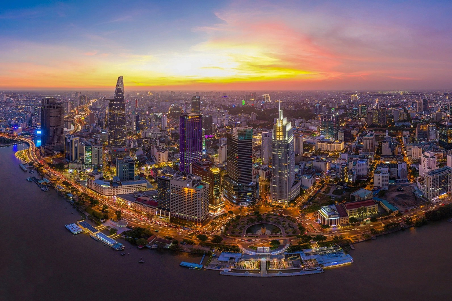 Việc ho&agrave;n thiện thể chế sẽ gi&uacute;p doanh nghiệp tư nh&acirc;n bứt ph&aacute;.
