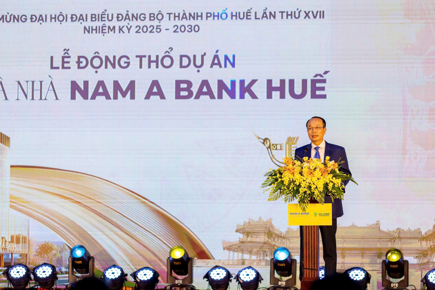 &Ocirc;ng Phan Qu&yacute; Phương - Th&agrave;nh uỷ vi&ecirc;n - Ph&oacute; Chủ tịch UBND TP. Huế ph&aacute;t biểu tại Lễ động thổ T&ograve;a nh&agrave; Nam A Bank Huế. Ảnh: Nam &Aacute;