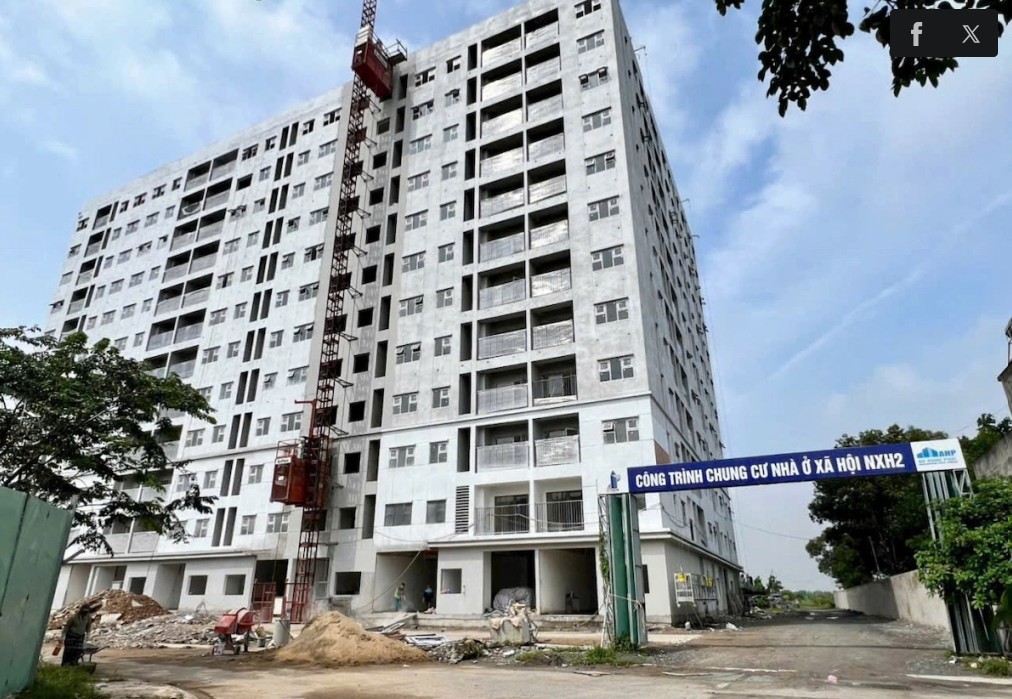 Gi&aacute; b&aacute;n nh&agrave; ở x&atilde; hội đang vượt khả năng chi trả của người lao động đ&ocirc; thị. Ảnh ST.
