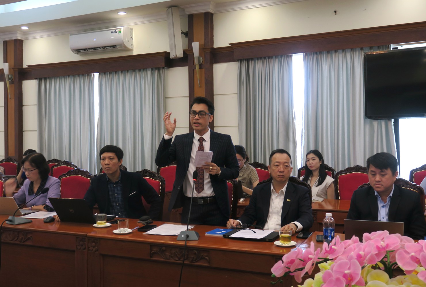 &Ocirc;ng Nguyễn Văn Được đề xuất Luật Quản l&yacute; thuế n&ecirc;n tiếp cận giống như Luật kế to&aacute;n, cho ph&eacute;p người nộp thuế k&ecirc; khai phi hồi tố đối với c&aacute;c sai s&oacute;t. Ảnh: Đức Mỹ