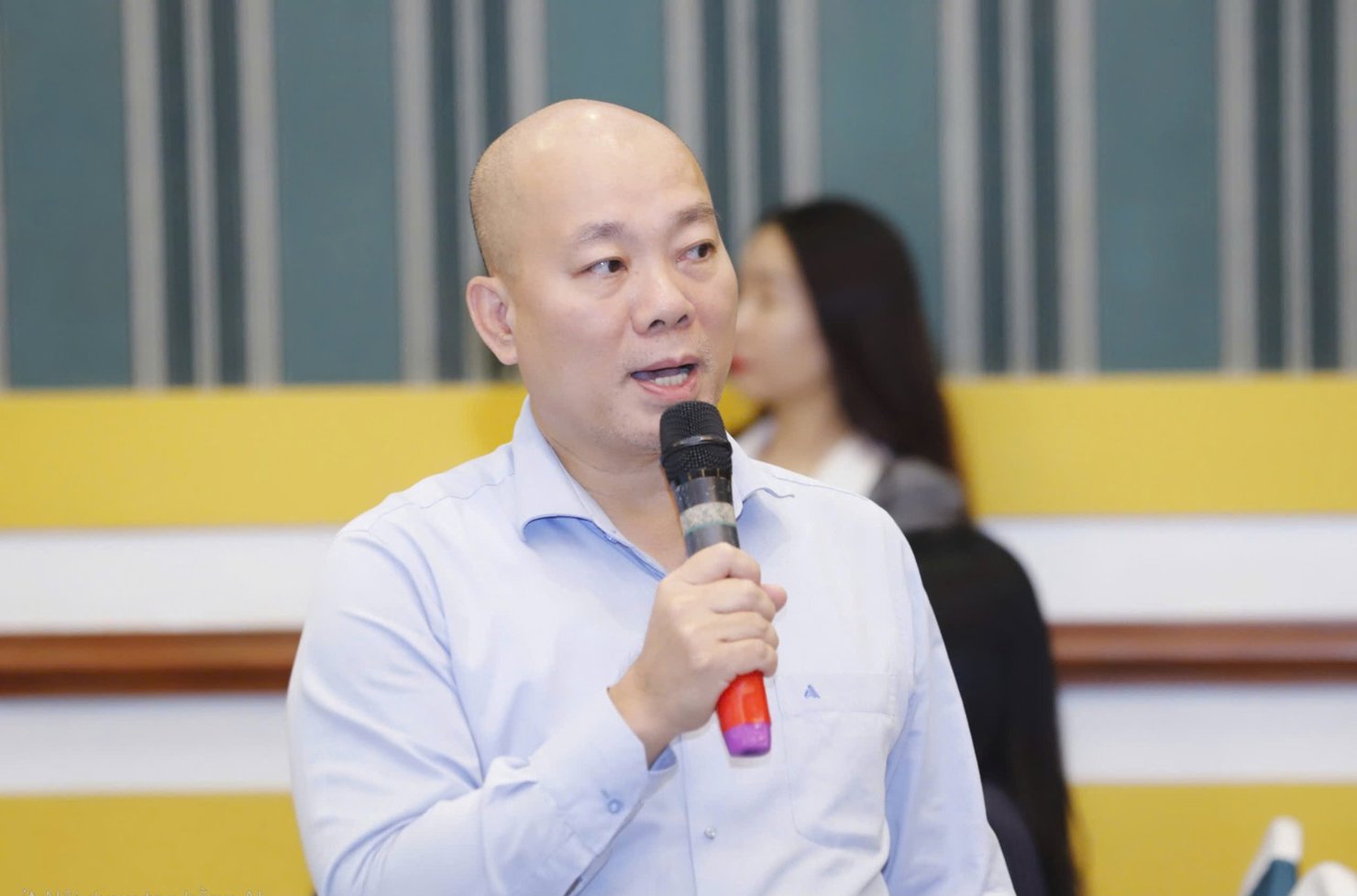 Ông Vũ Bá Phú - Cục trưởng Cục Xúc tiến thương mại chia sẻ tại diễn đàn.