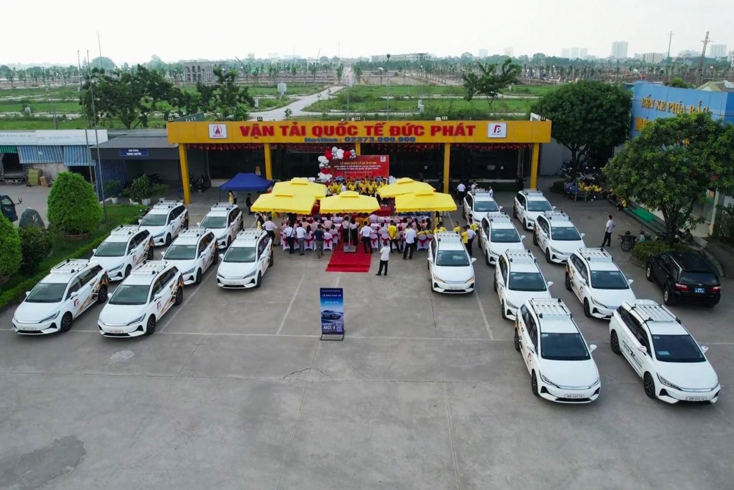 Khách hàng doanh nghiệp nói gì khi chọn xe điện BYD kinh doanh dịch vụ - Ảnh 1