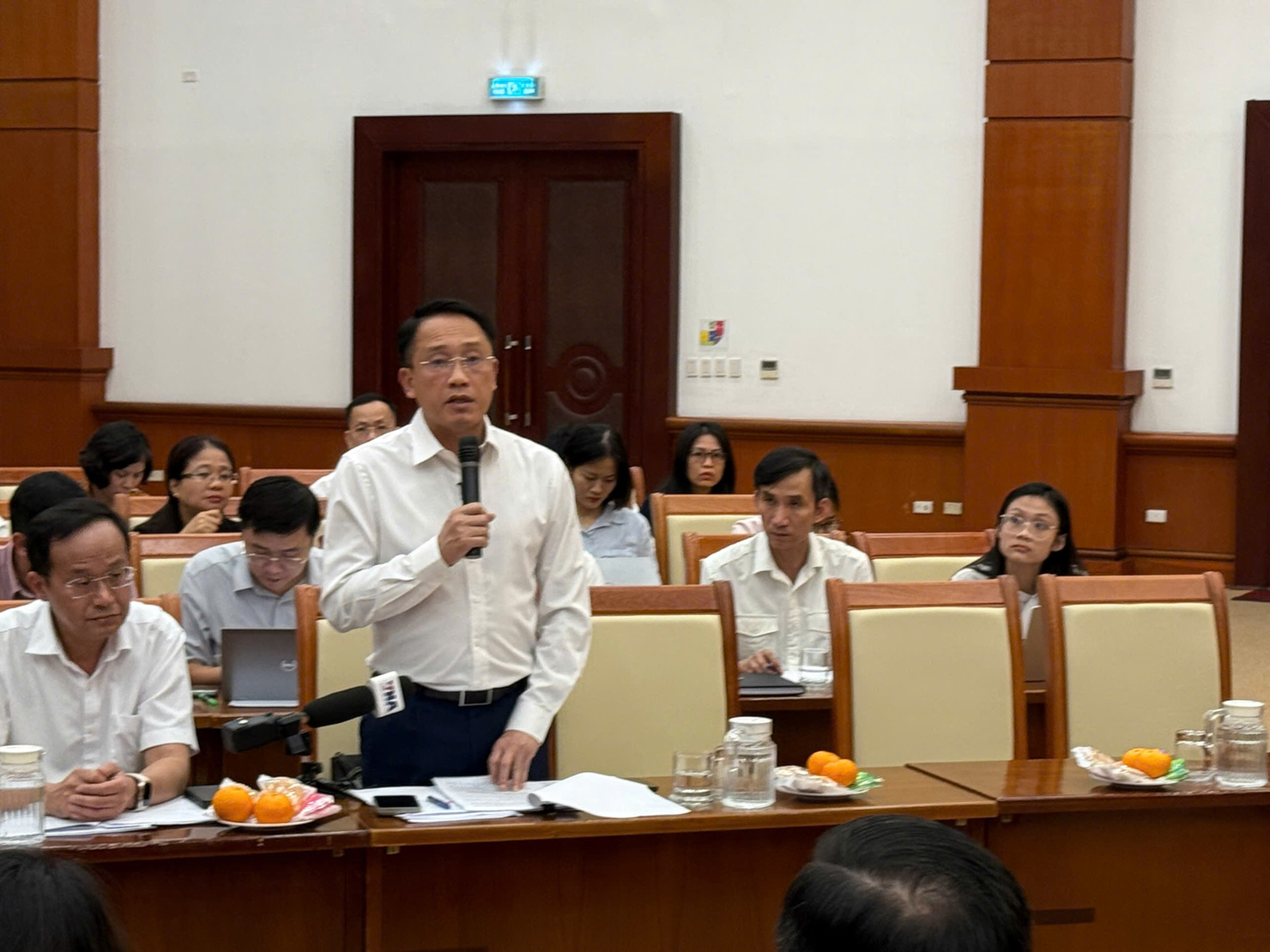 Ph&oacute; Cục trưởng Cục Thuế Mai Sơn chia sẻ tại buổi họp b&aacute;o.