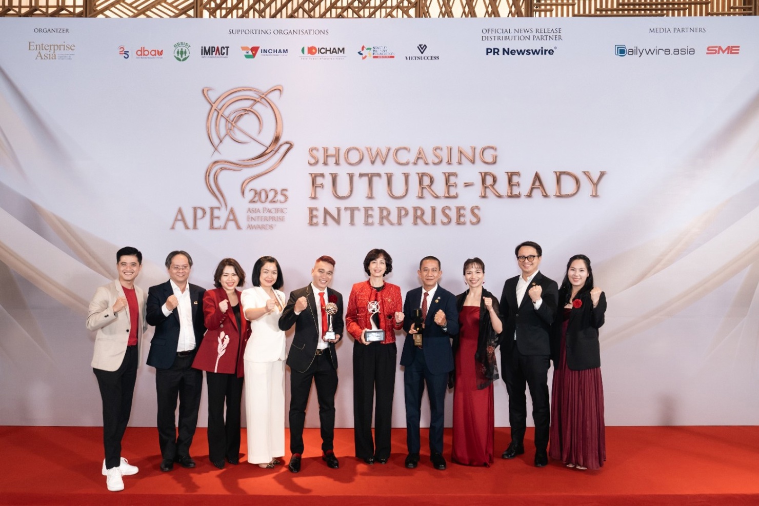 Tập thể Generali Việt Nam tại Lễ trao giải APEA 2025.