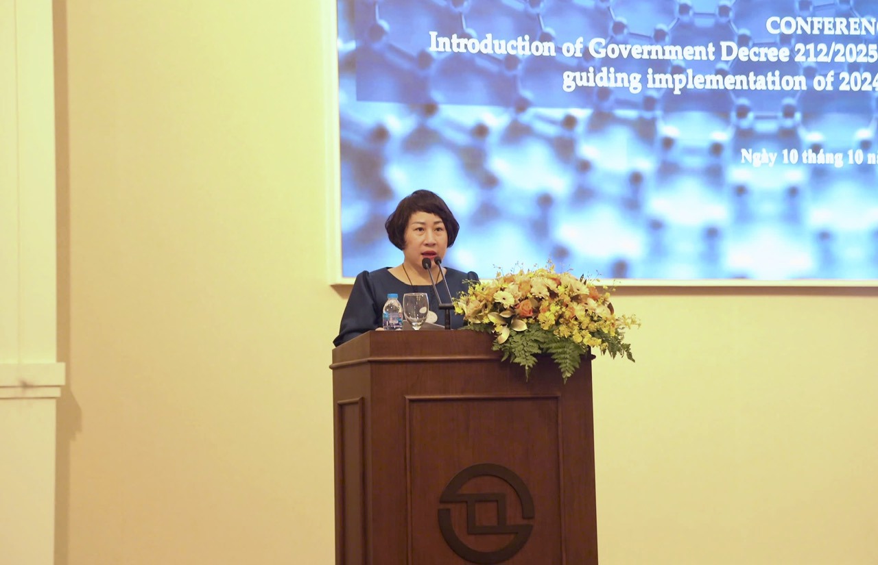 Phó Vụ trưởng Vụ Các định chế tài chính (Bộ Tài chính) Phạm Thị Thanh Tâm phát biểu tại Hội thảo. Ảnh: Lê Văn 