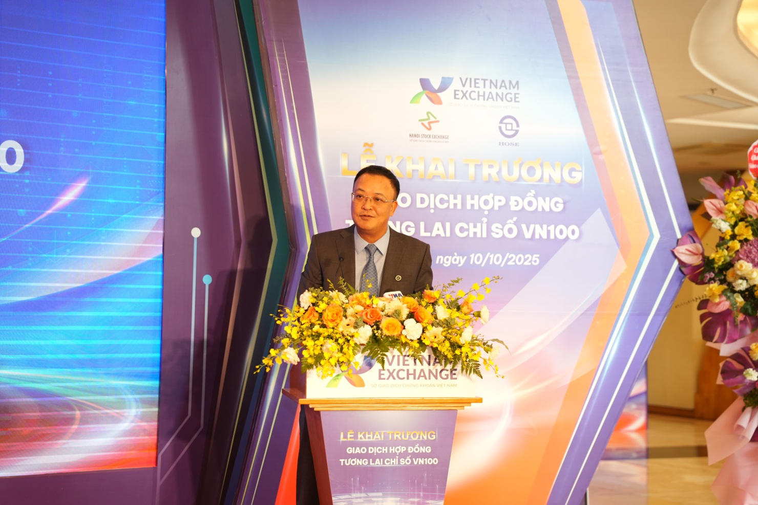 Ông Bùi Hoàng Hải – Phó Chủ tịch UBCKNN đánh giá cao nỗ lực của các Sở Giao dịch Chứng khoán, VSDC, các đơn vị thuộc UBCKNN trong việc ra mắt sản phẩm mới.