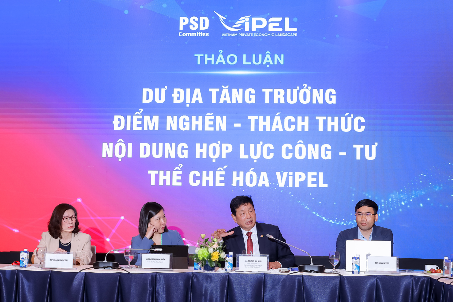 Phi&ecirc;n thảo luận Dư tăng trưởng điểm nghẽn - th&aacute;ch thức nội dung hợp lực c&ocirc;ng - tu thế chế h&oacute;a ViPEL