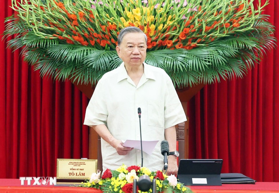 Tổng Bí thư Tô Lâm - Trưởng Ban Chỉ đạo Trung ương về phát triển khoa học, công nghệ, đổi mới sáng tạo và chuyển đổi số phát biểu. Ảnh: Thống Nhất - TTXVN.