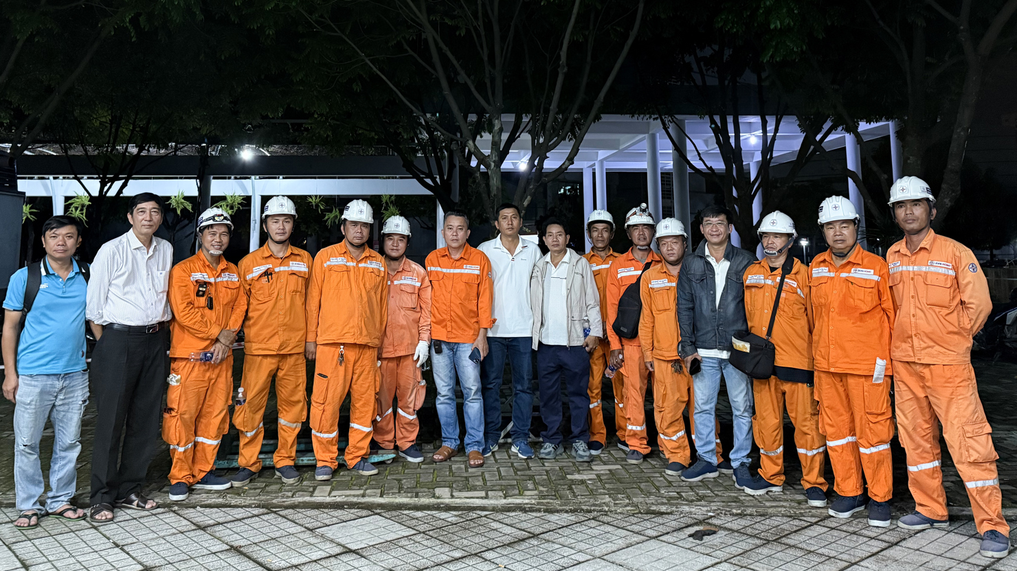 C&ocirc;ng ty Điện lực Gia Định chấp h&agrave;nh nghi&ecirc;m chế độ trực ban, đảm bảo hệ thống th&ocirc;ng tin li&ecirc;n lạc th&ocirc;ng suốt. Ảnh:&nbsp;EVNHCMC