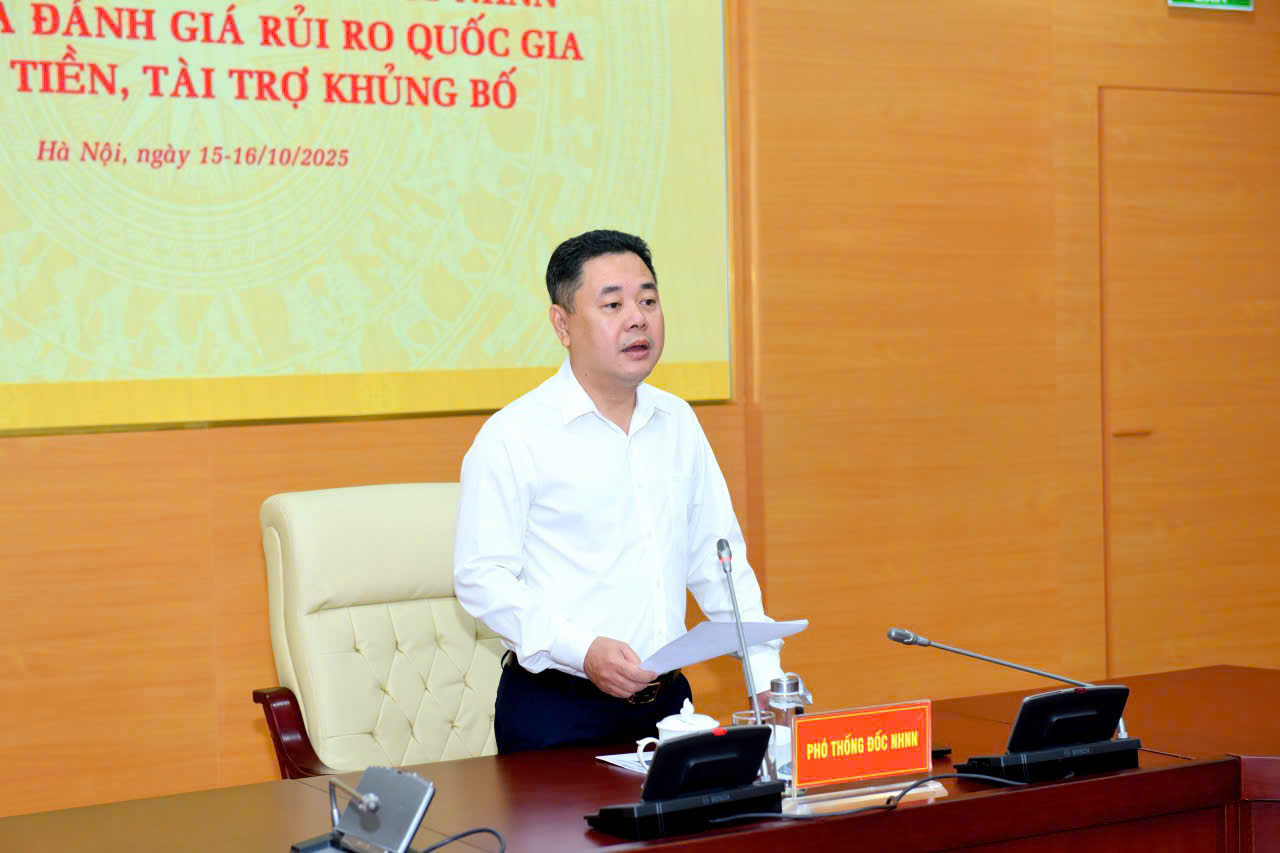 Phó Thống đốc NHNN Nguyễn Ngọc Cảnh phát biểu tại Hội thảo.