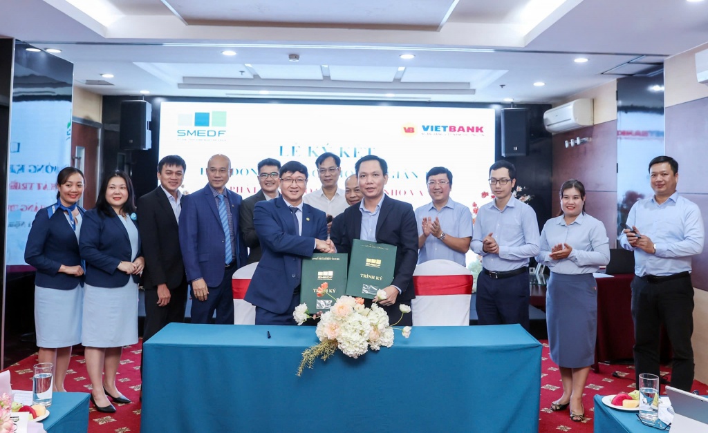 Quỹ Phát triển DNNVV và Vietbank ký kết hợp đồng khung cho vay gián tiếp - Ảnh 1