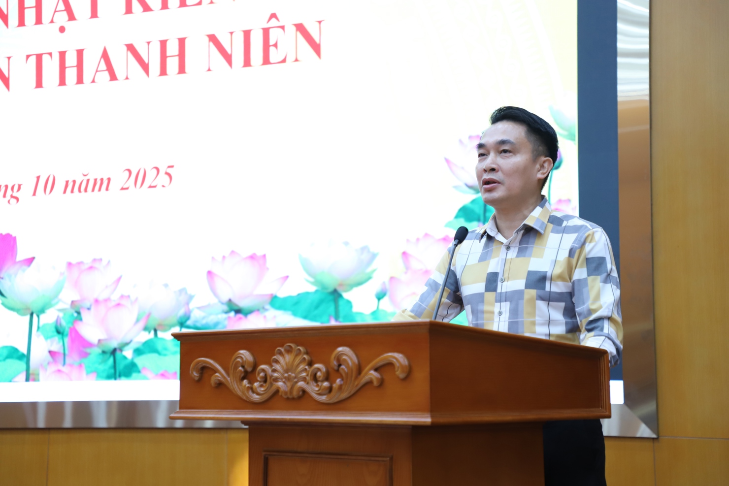 &Ocirc;ng Ng&ocirc; Văn Giang - Ph&oacute; Gi&aacute;m đốc Trường Bồi dưỡng c&aacute;n bộ Kinh tế - T&agrave;i ch&iacute;nh ph&aacute;t biểu tại Lễ&nbsp;Khai giảng.