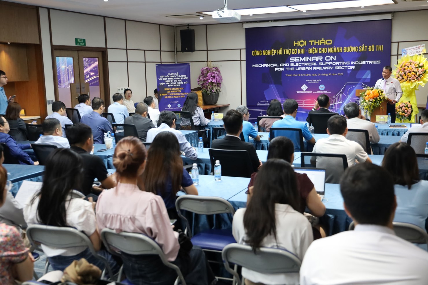 Nhiều doanh nghiệp ngành cơ khí tham dự hội thảo