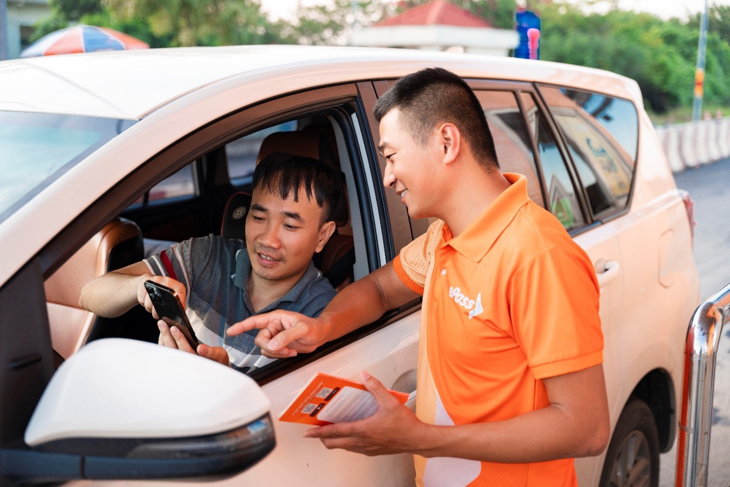 Người dùng được hướng dẫn liên kết ePass  