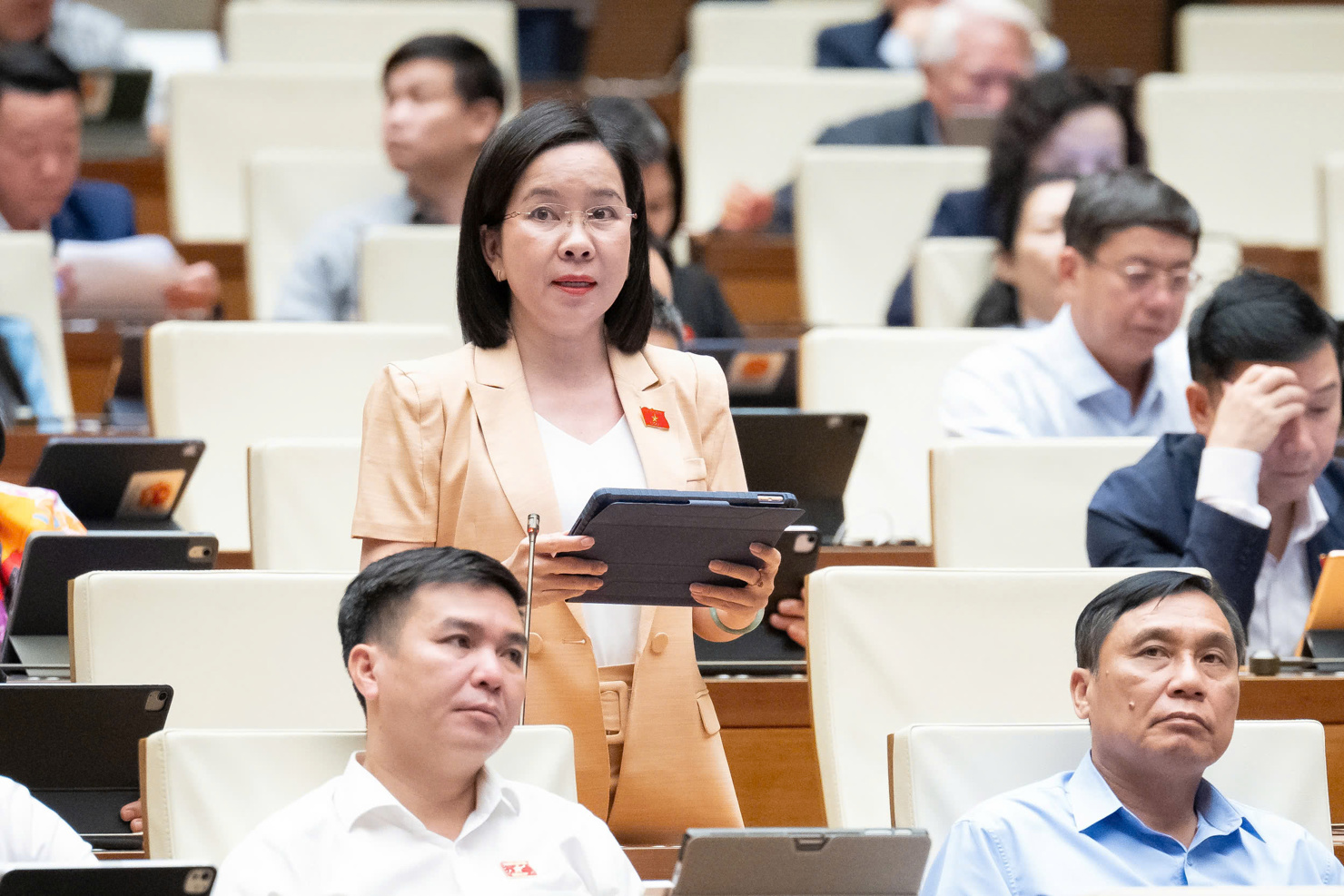 Đại biểu Hà Hồng Hạnh - Khánh Hòa.