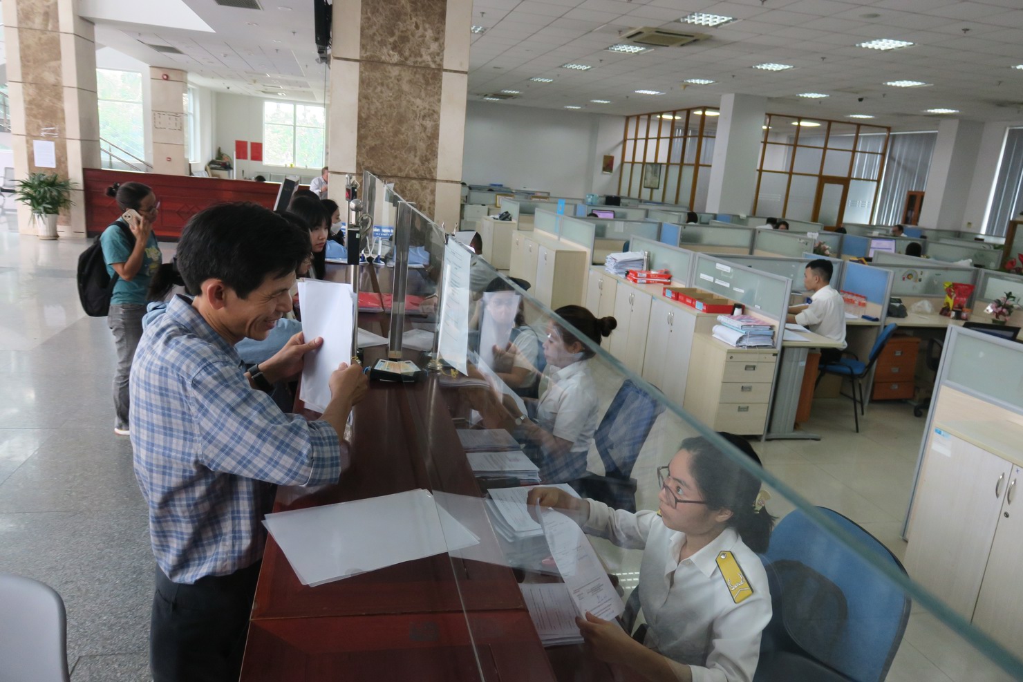 Trường hợp người nộp thuế c&oacute; tỷ lệ (%) thiệt hại từ 40% trở l&ecirc;n sẽ được miễn tiền thu&ecirc; đối với năm bị thiệt hại. Ảnh: Đức Mỹ