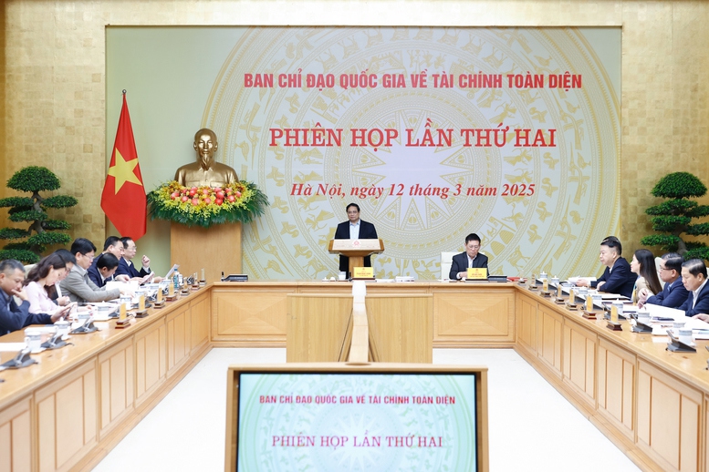 Thủ tướng Phạm Minh Chính chủ trì phiên họp Ban Chỉ đạo quốc gia về tài chính toàn diện.