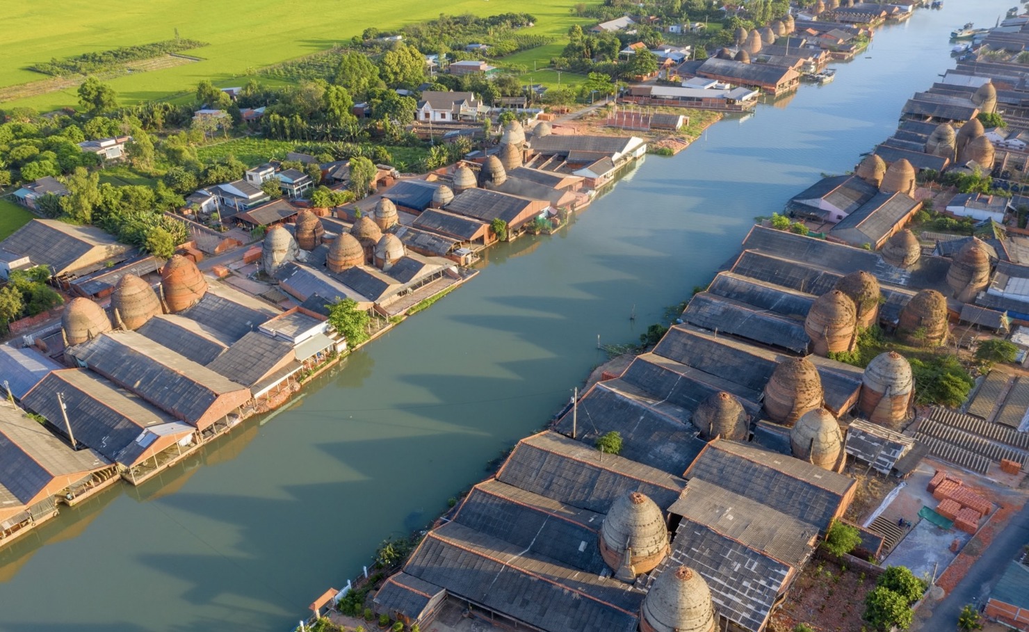 Khu lò gạch, gốm Mang Thít (thuộc Đề án Di sản đương đại Mang Thít). Ảnh: Duy khoa