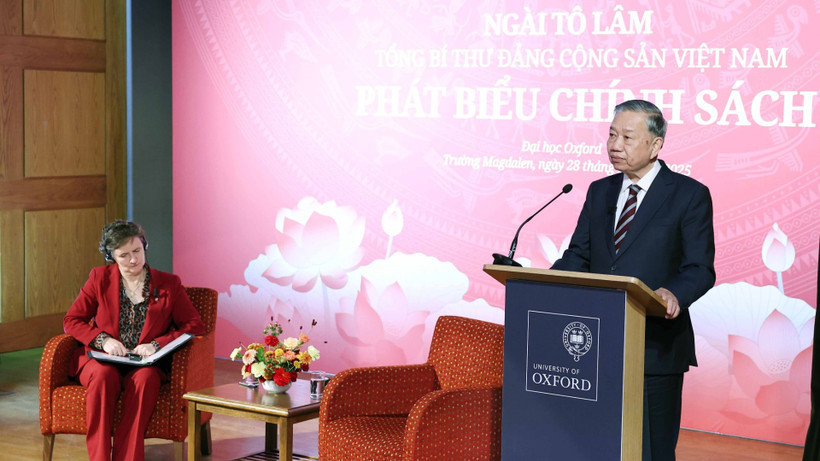 Tổng Bí thư Tô Lâm phát biểu tại Đại học Oxford. (Ảnh: Thống Nhất/TTXVN).