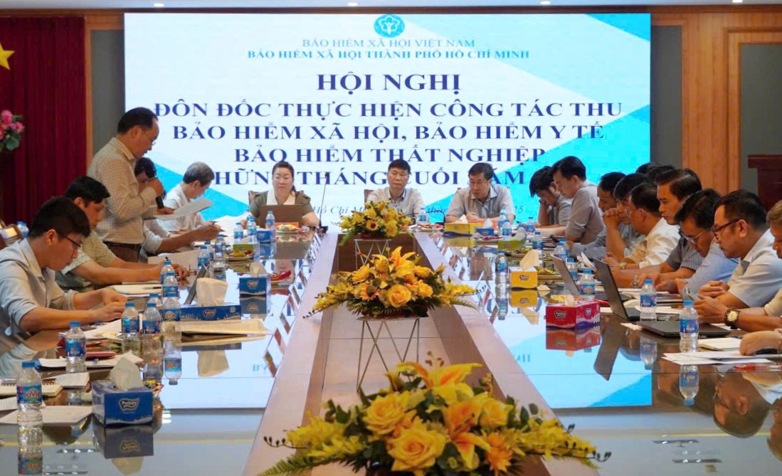 Các Phó Giám đốc BHXH TP. Hồ Chí Minh chủ trì một hội nghị. Ảnh: Phạm Thọ