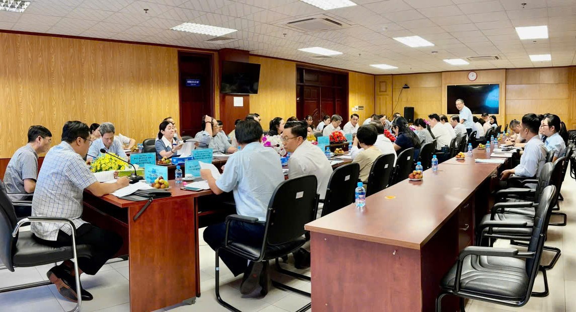 Hội nghị tại trụ sở BHXH cơ sở Bình Dương. Ảnh: Phạm Thọ