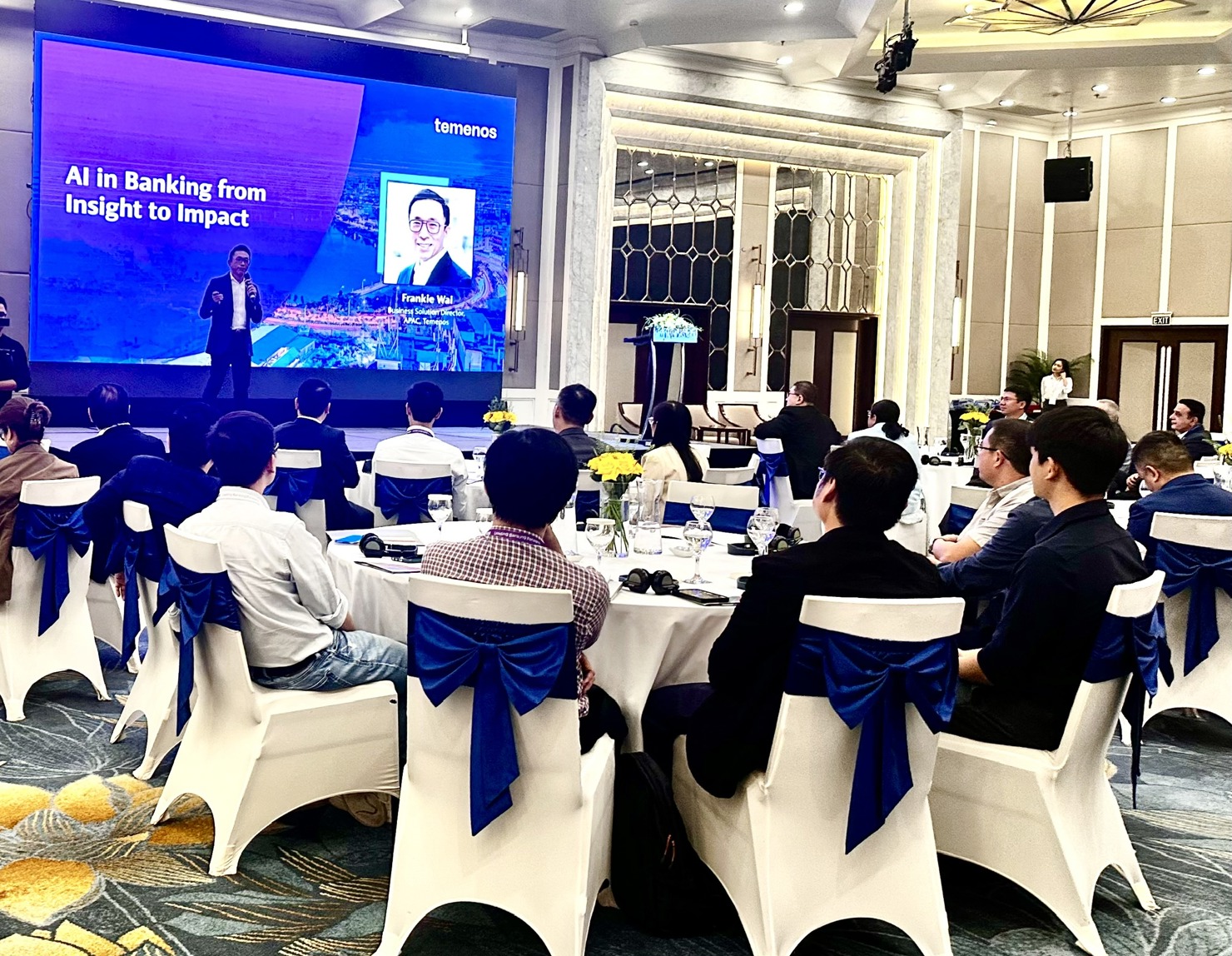 Toàn cảnh sự kiện