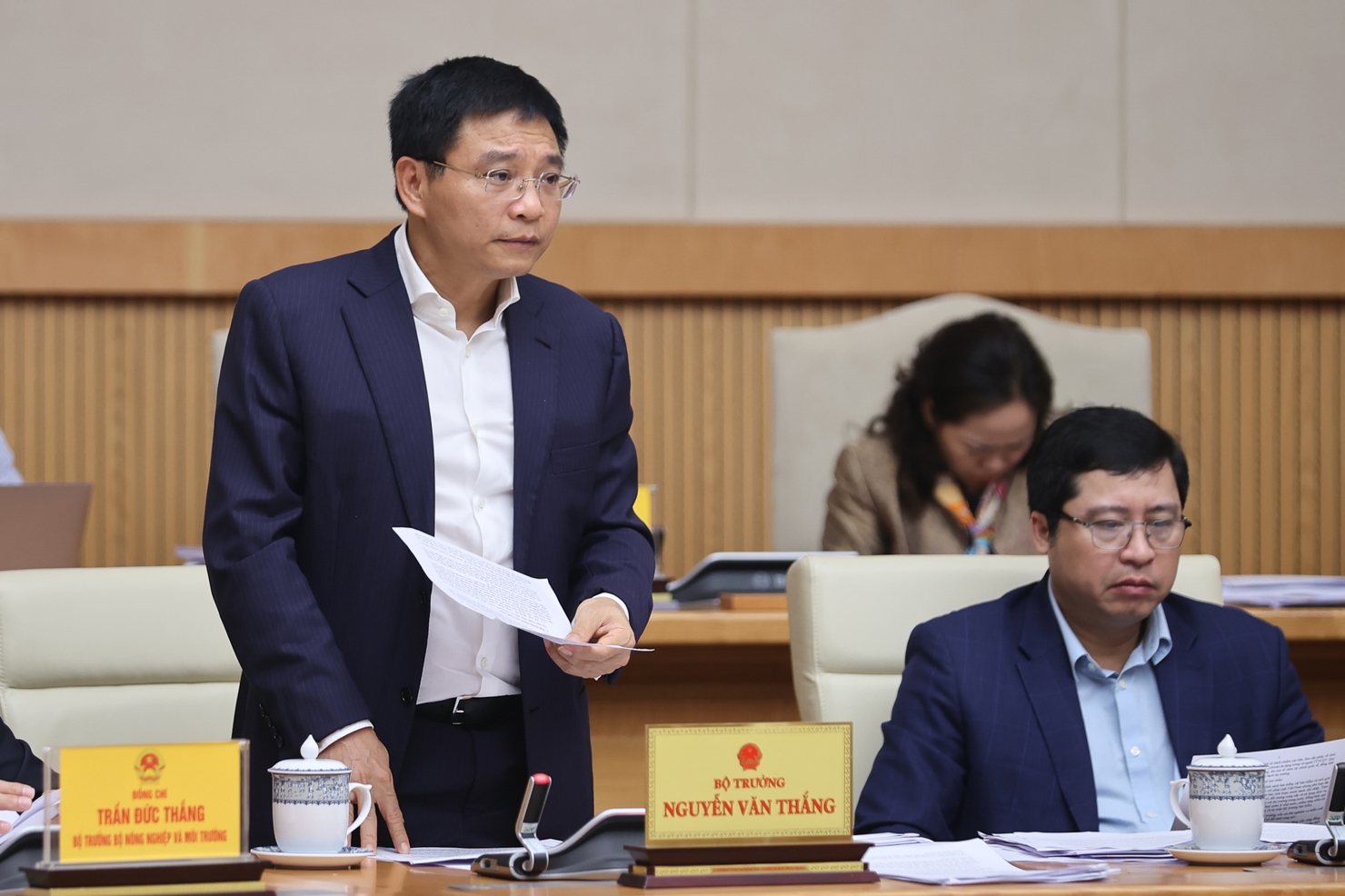 Bộ trưởng Bộ T&agrave;i ch&iacute;nh Nguyễn Văn Thắng ph&aacute;t biểu tại phi&ecirc;n họp. Ảnh: VGP/Nhật Bắc