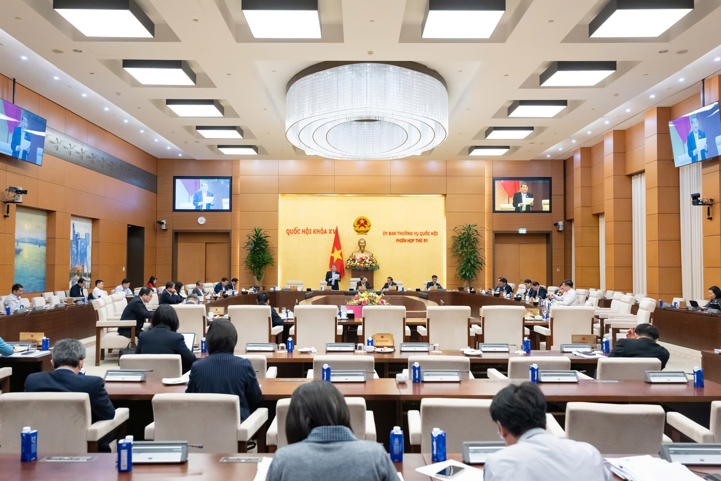 Quang cảnh phi&ecirc;n họp.