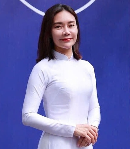 PGS.TS. Đặng Thị Huyền Anh: Việc đặt kinh tế tư nh&acirc;n v&agrave;o vị tr&iacute; động lực quan trọng nhất cho thấy một t&iacute;n hiệu ch&iacute;nh s&aacute;ch mạnh mẽ về định hướng t&aacute;i cấu tr&uacute;c c&aacute;c động lực tăng trưởng.