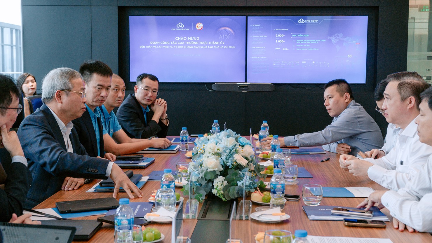 Chủ tịch tập đo&agrave;n CMC Nguyễn Trung Ch&iacute;nh cam kết nỗ lực đ&oacute;ng g&oacute;p cho sự ph&aacute;t triển của TP. Hồ Ch&iacute; Minh n&oacute;i ri&ecirc;ng v&agrave; nền kinh tế số cả nước n&oacute;i chung. Ảnh: CMC