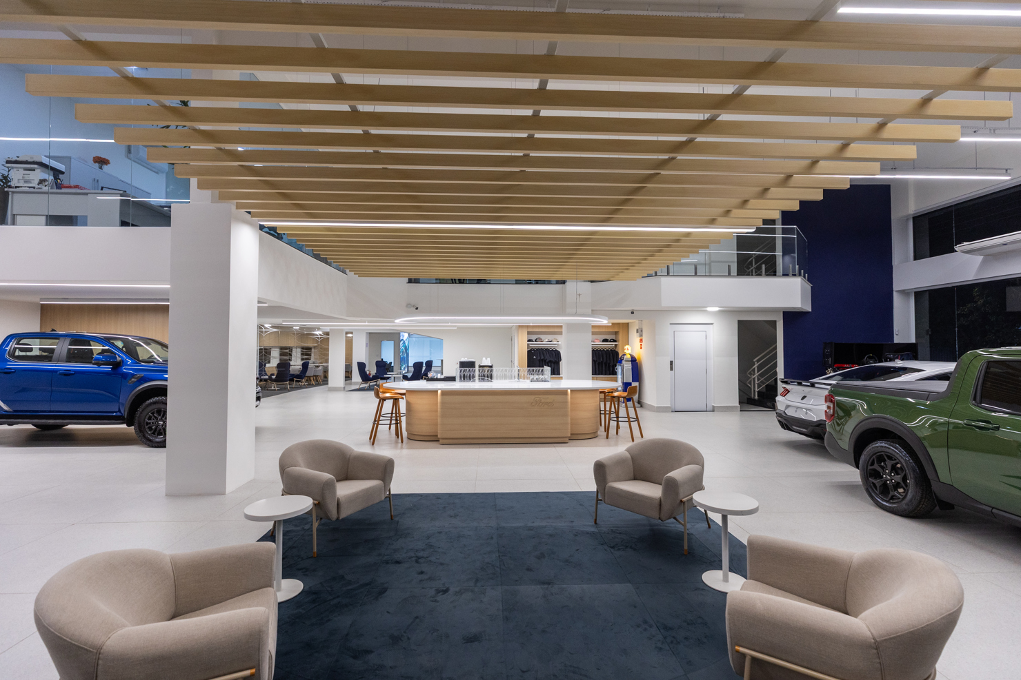 Đại l&yacute; Huế Ford sẽ ch&iacute;nh thức khai trương v&agrave;o th&aacute;ng 12/2025 theo Ford Signature 2.0.