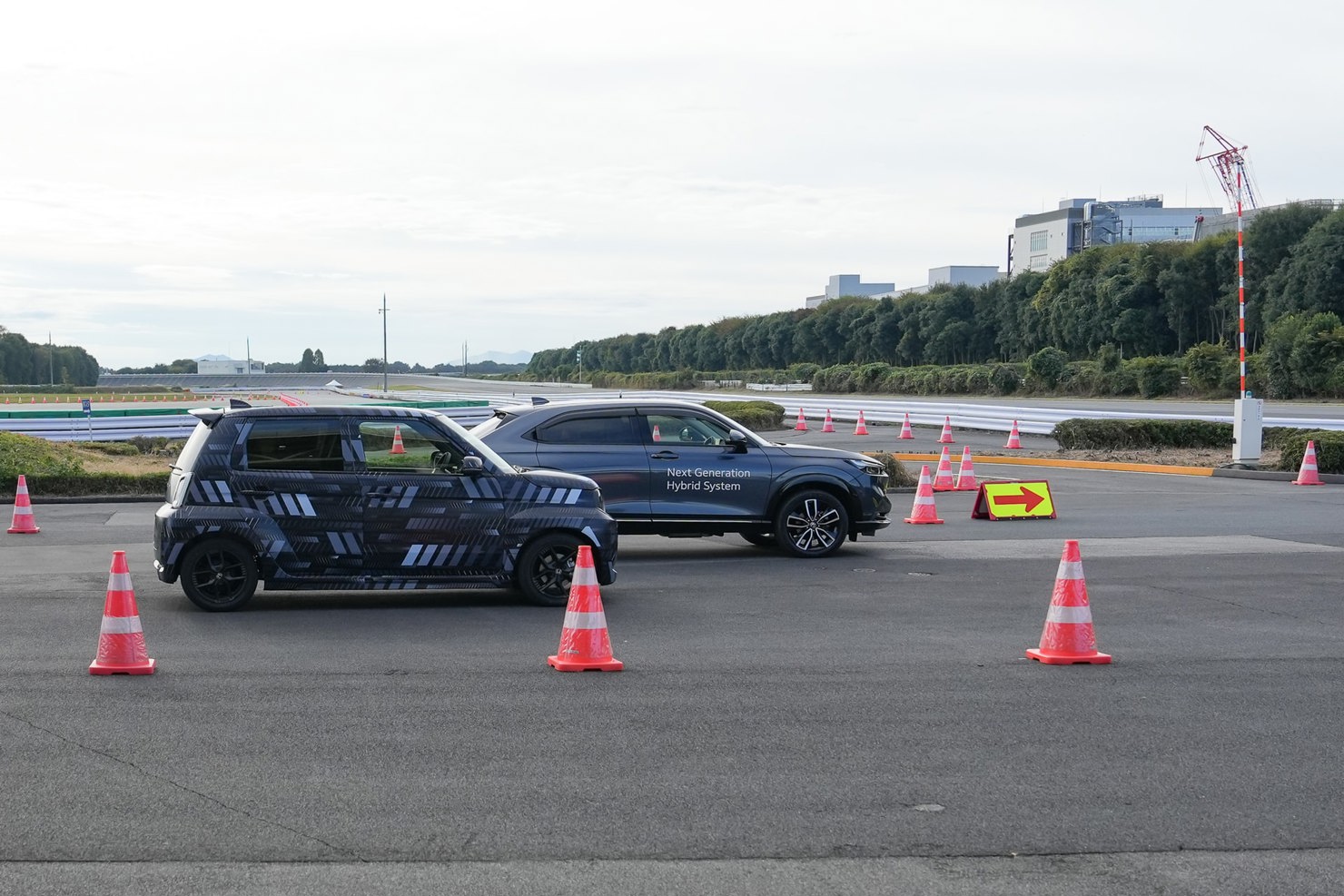 C&ocirc;ng nghệ thuần điện giờ đ&acirc;y chỉ l&agrave; một "m&oacute;n" trong "thực đơn" của c&aacute;c h&atilde;ng xe lớn. Ảnh: HL. &nbsp;