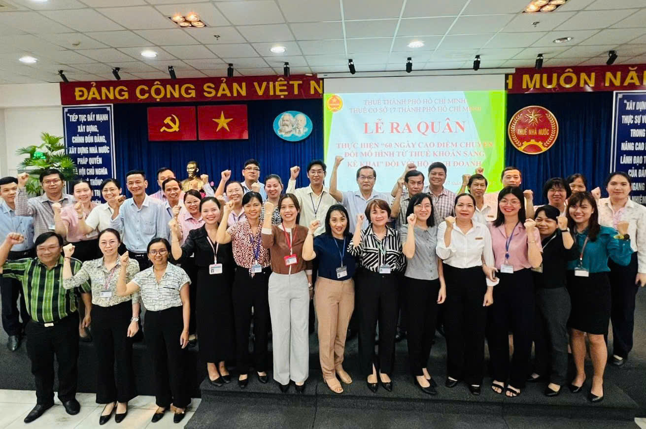 Thuế cơ sở 17 quyết t&acirc;m ho&agrave;n th&agrave;nh nhiệm vụ chuyển đổi hộ kinh doanh tr&ecirc;n địa b&agrave;n trước ng&agrave;y 1/1/2026. Ảnh: Thuế TP.HCM