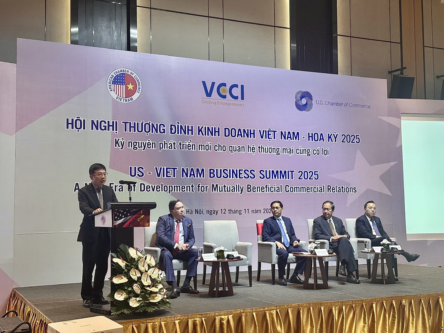 Chủ tịch VCCI Hồ Sỹ H&ugrave;ng ph&aacute;t biểu tại Hội nghị.