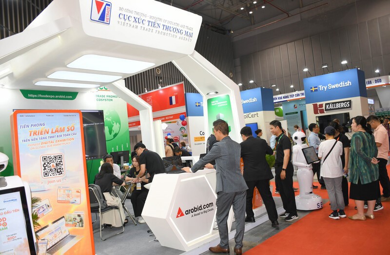 Gian h&agrave;ng triển l&atilde;m trực tuyến tr&ecirc;n nền tảng Arobid TradeXpo.&nbsp;Ảnh: Gia Cư