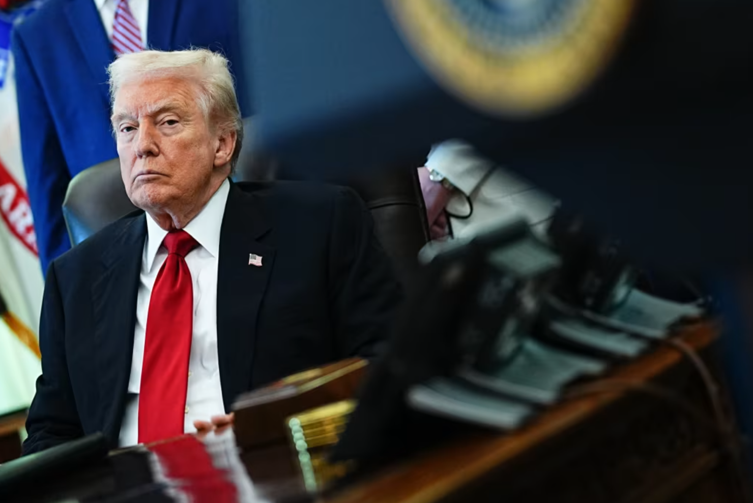 C&aacute;c nh&agrave; kinh tế cho rằng, thuế quan kh&oacute; c&oacute; thể tạo ra đủ doanh thu để chi trả cho c&aacute;c khoản cổ tức m&agrave; Tổng thống Donald Trump đ&atilde; hứa. Ảnh: Bloomberg. &nbsp;