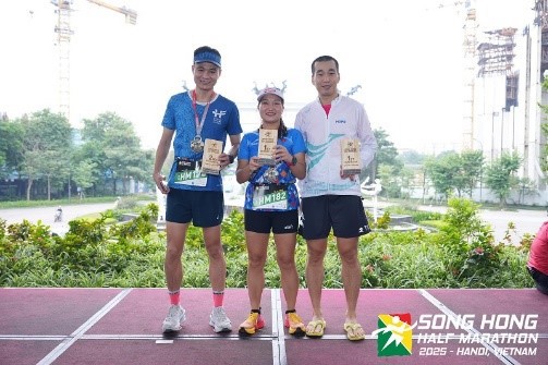 Giải chạy HHM 2025: Hành trình gắn kết cộng đồng quốc tế giữa lòng Ciputra - Ảnh 6