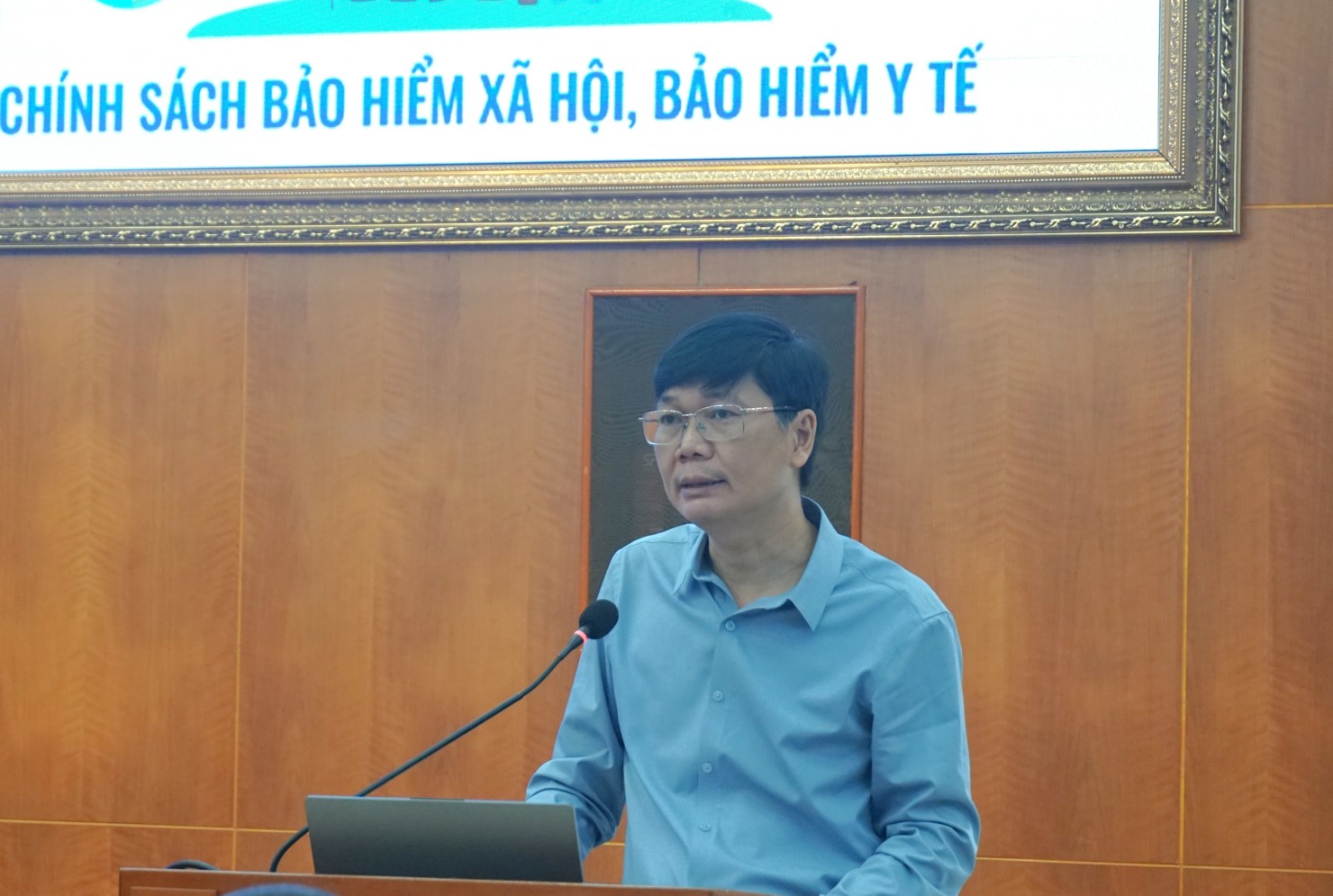 Ph&oacute; gi&aacute;m đốc BHXH TP. Hồ Ch&iacute; Minh Nguyễn Quốc Thanh cho rằng, một số phụ huynh đ&atilde; đ&oacute;ng tiền BHYT cho nh&agrave; trường của năm 2026, chắc chắn nh&agrave; trường sẽ ho&agrave;n trả cho phụ huynh