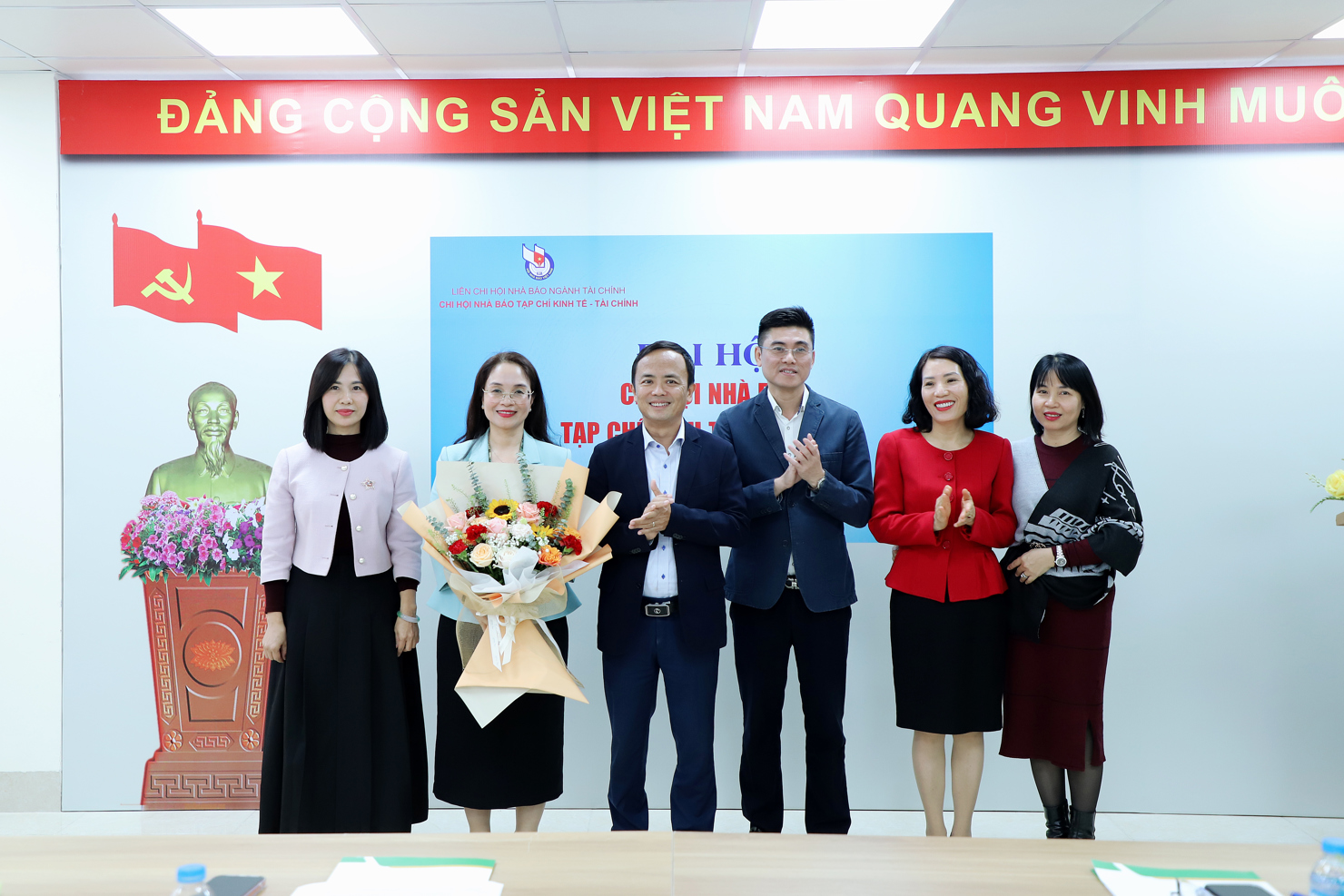 Chi hội Nhà báo Tạp chí Kinh tế - Tài chính vững tâm bước vào nhiệm kỳ mới - Ảnh 1