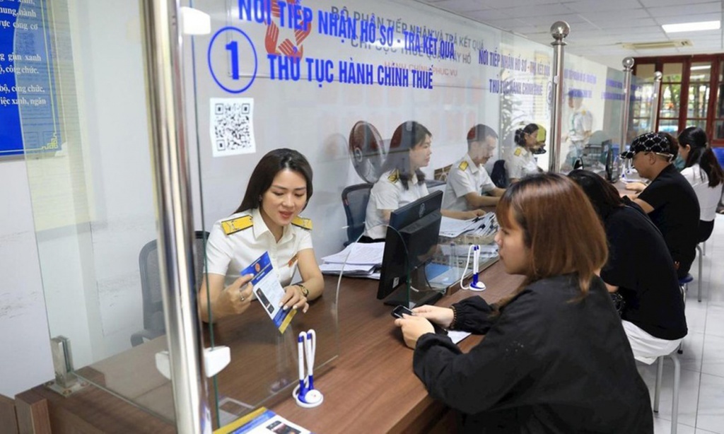 &nbsp;Bộ T&agrave;i ch&iacute;nh đ&atilde; th&agrave;nh c&ocirc;ng cắt giảm, đơn giản h&oacute;a 700 tr&ecirc;n tổng số 928 TTHC li&ecirc;n quan đến hoạt động sản xuất kinh doanh.