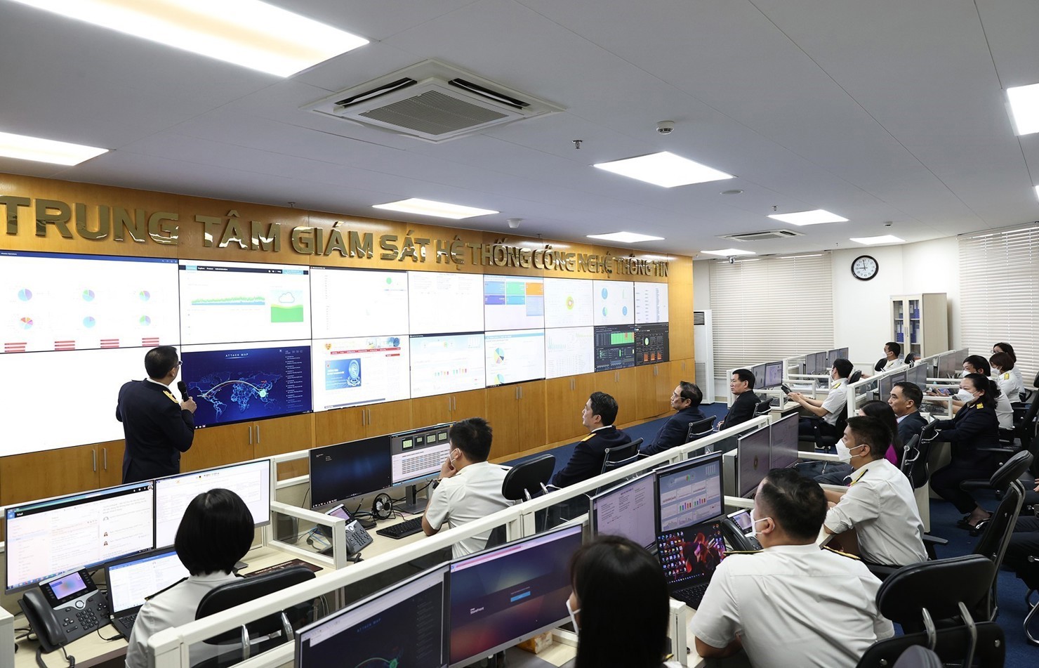 Bộ T&agrave;i ch&iacute;nh sẽ tiếp tục ho&agrave;n thiện, n&acirc;ng cấp c&aacute;c cơ sở dữ liệu chuy&ecirc;n ng&agrave;nh T&agrave;i ch&iacute;nh trong những th&aacute;ng cuối năm 2025.