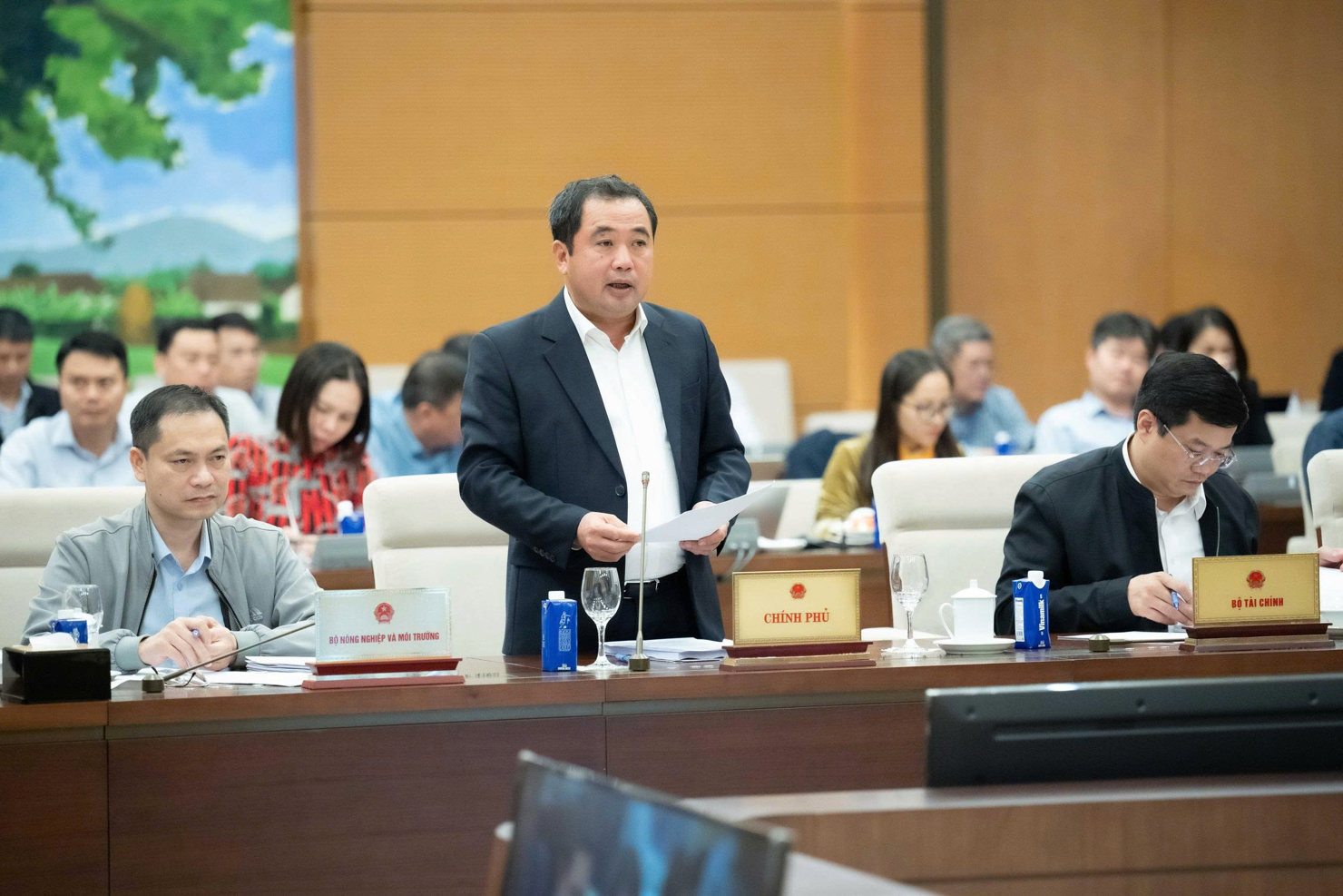 Bộ trưởng Bộ N&ocirc;ng nghiệp v&agrave; M&ocirc;i trường Trần Đức Thắng.