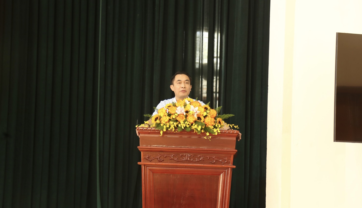 Ph&oacute; Gi&aacute;m đốc Trường Bồi dưỡng C&aacute;n bộ Kinh tế - T&agrave;i ch&iacute;nh Ng&ocirc; Văn Giang khẳng định tầm quan trọng của việc thẩm định gi&aacute;. Ảnh: L&ecirc; Văn