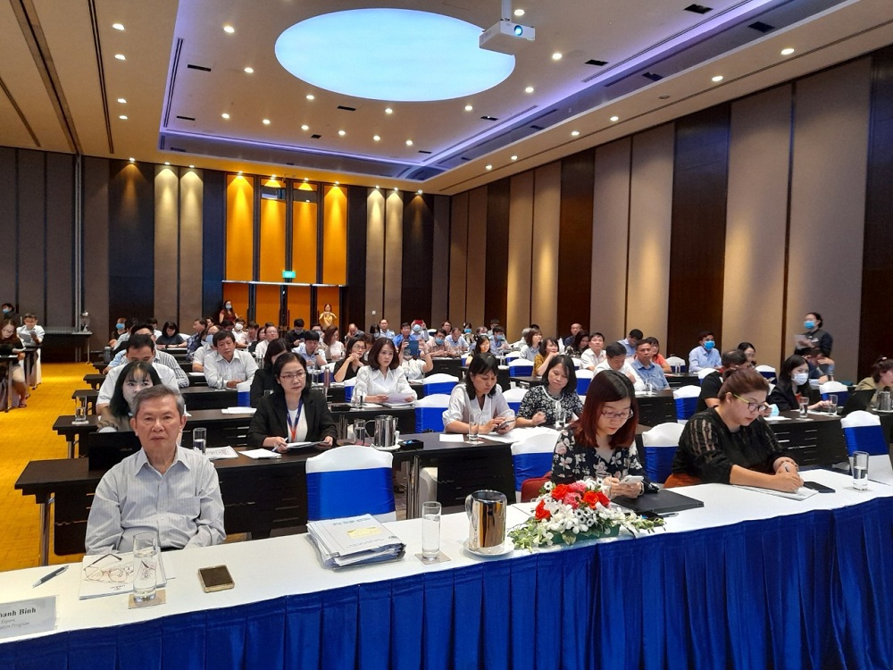 Gần 200 doanh nghiệp tham gia hội thảo g&oacute;p &yacute; nghị định kiểm tra thực phẩm nhập khẩu. Ảnh Thanh Sơn.