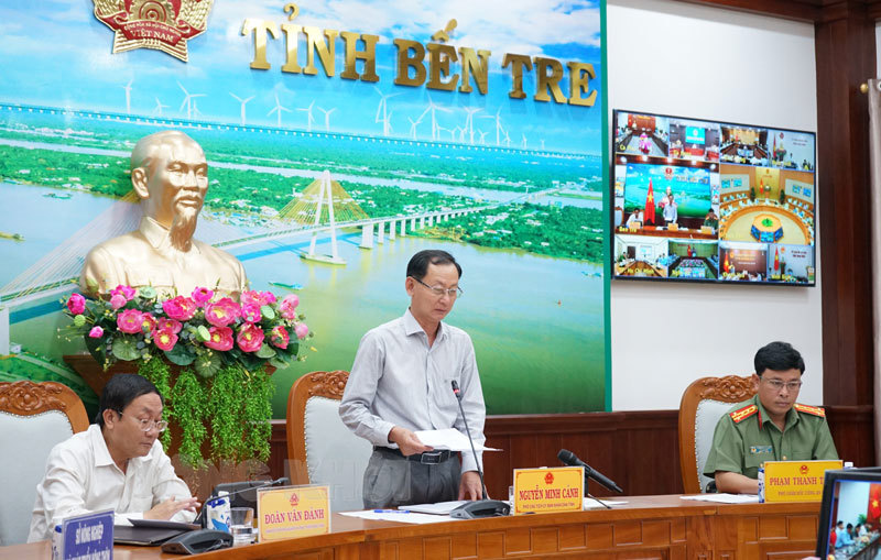 Phó chủ tịch UBND tỉnh Bến Tre Nguyễn Minh Cảnh phát biểu tại cuộc họp với trung ương. Ảnh: Thanh Đồng