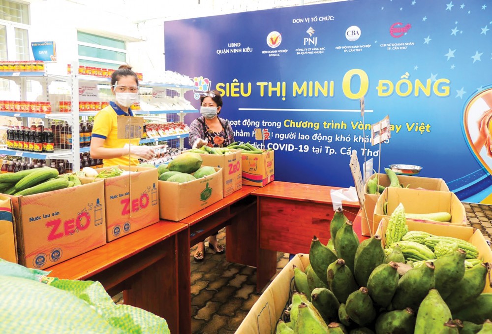 Nông sản có mặt tại một siêu thị 0 đồng trên địa bàn quận Ninh Kiều, TP. Cần Thơ. Ảnh: Mỹ Thanh