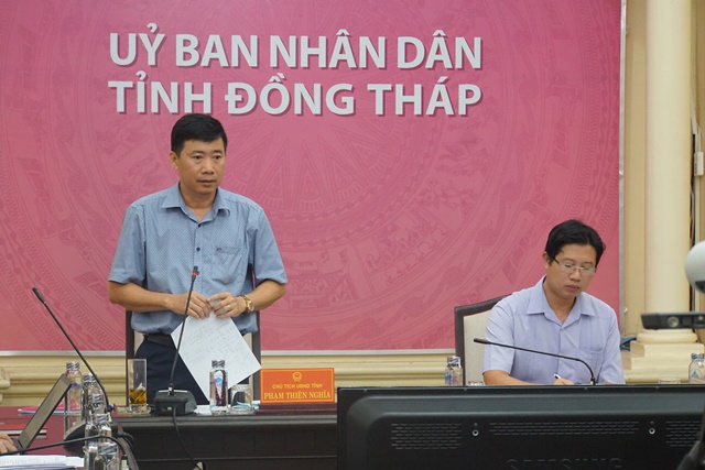 Chủ tịch UBND tỉnh Đồng Tháp Phạm Thiện Nghĩa phát biểu chỉ đạo tại hội nghị. Ảnh: MN